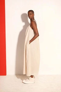 LF Markey Dress Womens 8 Atwood Dress Midi Flowy Silhouette Ruched Neckline - Picture 1 of 14