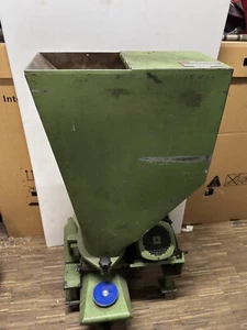 Getecha GRS 182- A1.61 Spritzgießmaschine Angussmühle Baujahr 1993 - Bild 1 von 7