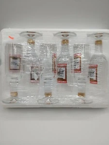 Stoli Stolichnaya Russian Vodka Set Of 6 Stemmed Shot Cordial Glasses - Picture 1 of 2