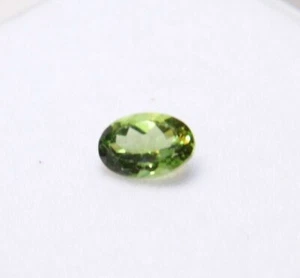 Green Apatite Oval .75CT minimum 7x5x3mm Natural Loose Gemstone  NEW Beautiful!! - Picture 1 of 1