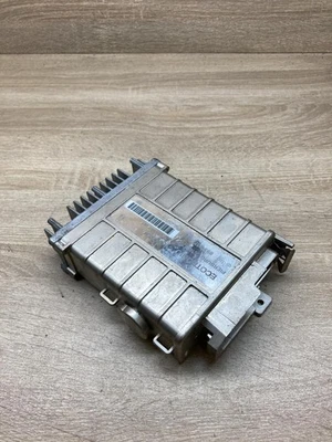 893907383B 0285007061 Unità di Controllo Motore/Modulo ECU Per per Audi 80 90 S2 - Immagine 1 di 4