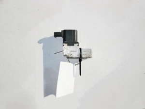 Mercedes-Benz A2113200158 Air suspension valve block E-Class W211 CLS C219 - Picture 1 of 5