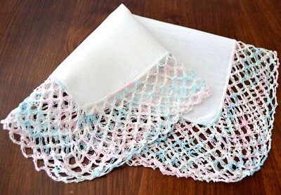 VINTAGE HANKY HAND CROCHET EDGING IN BLUSH PINK & BABY BLUE WHITE LINEN CENTER - Image 1 of 3