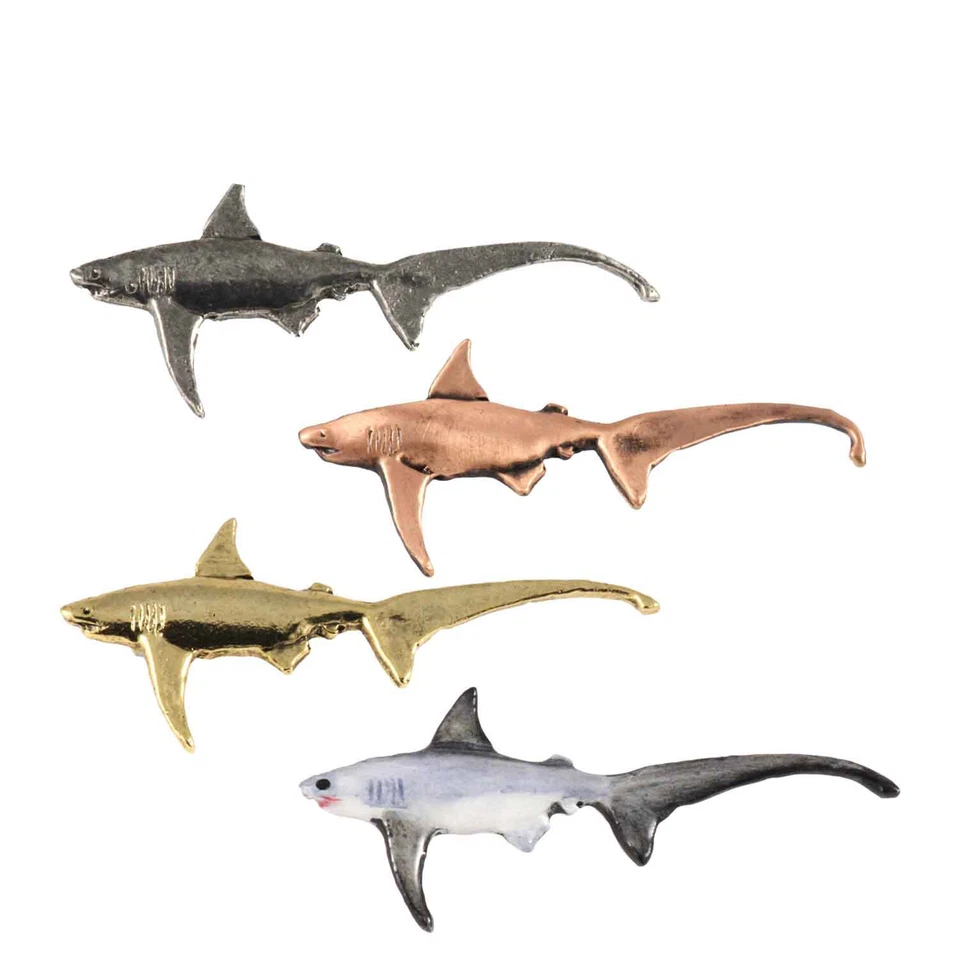 Pin de solapa de tiburón trilladora Creative Pewter Designs o imán de refrigerador, S116 Foto 1 de 1