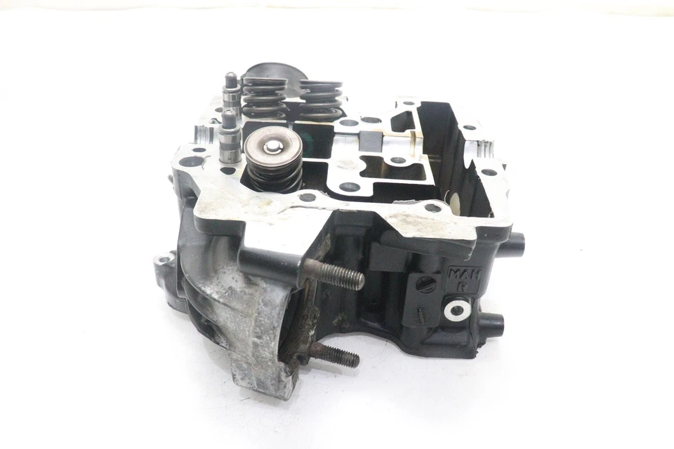 Honda Shadow Sabre 1100 2004 culata trasera Foto 1 de 4