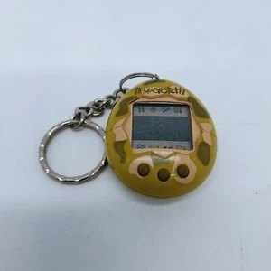 Vintage 1997 Tamagotchi Camo Camoflage Bandai New Batteries Tested Working - Picture 1 of 3
