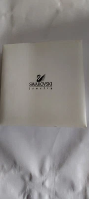 Swarovski Halskette und zwei passende Ohrringe mit OVP - Bild 1 von 4