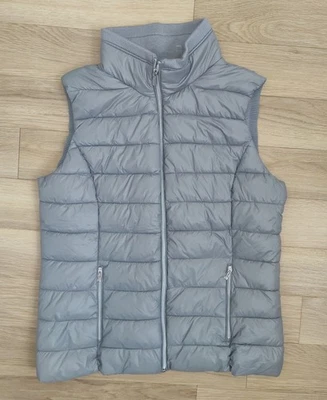 Calvin Klein Women's NWOT Puffy Vest Grey Sz LG Free Shipping - Image 1 of 4