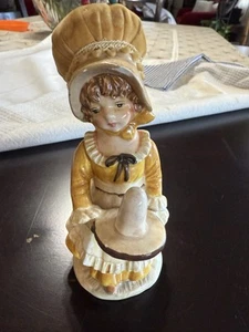 "Cojín/soporte para dedales Schmid porcelana niña de colección decoración de abuela 6""" - Imagen 1 de 7