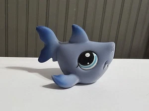 SHARK #2139 - Autentico negozio di animali più piccoli - Hasbro LPS blu - Foto 1 di 4