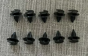 VOLKSWAGEN PLASTIC HIDDEN REAR DOOR SIDE TRIM PANEL FIX CLIPS - Picture 1 of 9