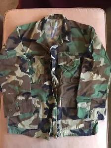 CHAQUETA DE CAMUFLAJE MILITAR DE EE. UU. Talla Pequeña Corta - Imagen 1 de 3
