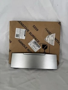 COPRICENERE ASSEMBLAGGIO originale nuovo AUDI per Q7 2007-2015 4L0857967G1NK - Foto 1 di 6