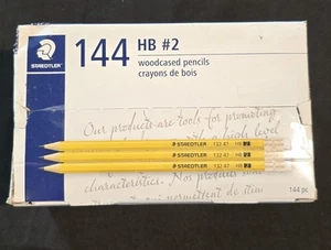 Staedtler® Holzgehäuse vorgespitzte Bleistifte, 2 mm, #2HB, gelb, Packung mit 144 Bleistiften - Bild 1 von 3