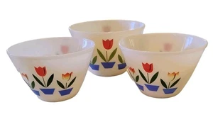 Set of 3 Fire King Vintage Tulip Nesting Bowls Oven Ware Ivory Milk Glass 1950's - Picture 1 of 12