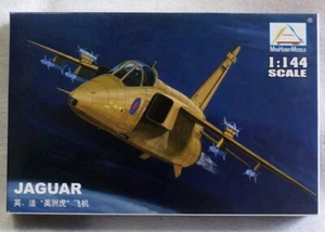 Kit assemblaggio modello militare caccia aereo 1/144 UK FR ""JAGUAR"" caccia 80415 - Foto 1 di 8