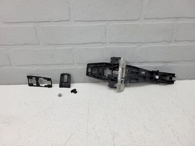 2005-2015 LAND ROVER LR2 Front Right Passenger Door Handle Back Plate OEM — 第 1/4 张图片