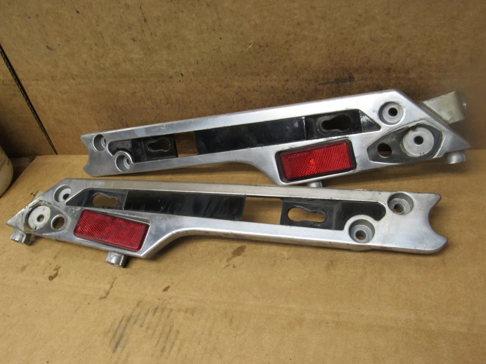 Yamaha Venture Royal XVZ12TDK 1983 marco trasero rieles de agarre Foto 1 de 4