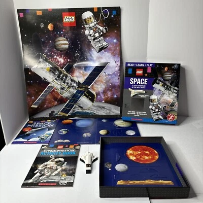 LEGO SPACE SHUTTLE MINI BUILD And “Fact + Activity Books” Stickers & 34 Pcs Used - Image 1 of 4