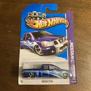 Hot Wheels Nissan Titan Blue 2013 HW Showroom 164/250 NIP - Picture 1 of 2