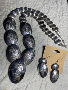 Navajo Sterling gestempelt abgestuft KISSEN Perlen Halskette 22" Ureinwohner markiert AM - Bild 1 von 10