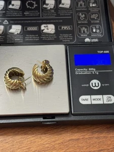 David Yurman Rare Sculpted Cable Hoop Earrings 14k Yellow Gold 13 Grams - Picture 1 of 11