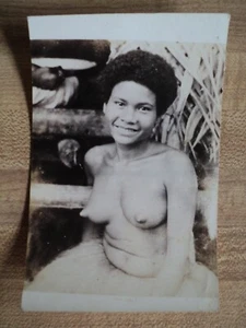 a vintage 3 1/2 x 5" Photograph of Native New Guinea Woman Topless - Picture 1 of 1