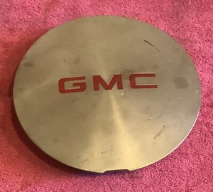 1995 - 2001 GMC S15 JIMMY SONOMA OEM Wheel Center Hubcap 15724975 - Picture 1 of 2