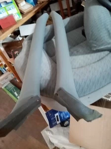 Garnitures Latérales de PARE-BRISE Peugeot 406 96616350977 et 0877 - Picture 1 of 1