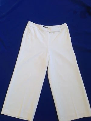 НОВЫЙ С ЯРЛЫКАМИ WHITE HOUSE ЧЕРНЫЙ РЫНОК 2 БЕЛЫЕ ШИРОКИЕ НОГИ CULOTTES $78 - Изображение 1 из 2