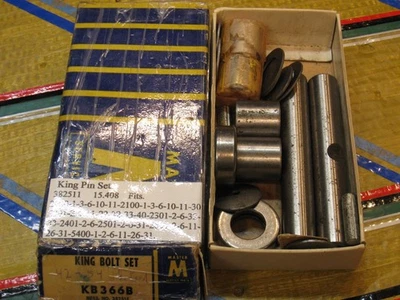 Packard 1942-54 la mayoría de los modelos. Juego de pines King. Foto 1 de 2