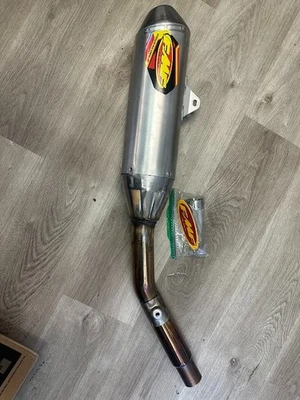 FMF 044222 Powercore 4 MufflerFits Yamaha WR450F 03-06 YZ450F 2003-2005 - Image 1 of 4