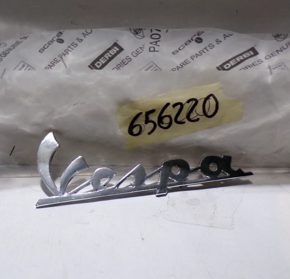 TARGHETTA "VESPA" LATERALE PER PIAGGIO VESPA GTS SUPER 300 (656220) - Imagen 1 de 1