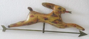 ANTIQUE VINTAGE OLD IRON RUNNING RABBIT WEATHER VANE CARROT IN MOUTH PAINTED - Picture 1 of 9