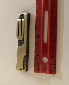 "Nuevo estuche de mezuzá de latón de stock antiguo - cubierta de poste de puerta de 3,25"" - sin desplazamiento" - Imagen 1 de 8