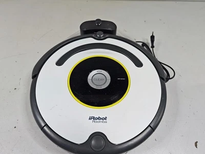 iRobot Roomba 620 Robot Vacuum Cleaner - Not Working For Parts or Repair - Image 1 of 4