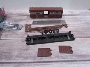 HO Scale RoundHouse 1078 40' Box Car Kit Western Maryland #27000 RH4305 - Picture 1 of 3