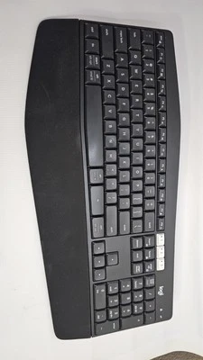 Logitech K850 Keyboard Wireless Bluetooth Keyboard Only Tested Working - Image 1 of 4