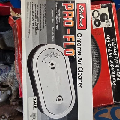 Edelbrock 1235 Pro-Flo 铬空气净化器 — 第 1/2 张图片