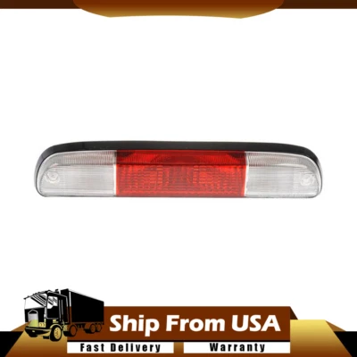 Tercera lámpara de freno de montaje alto Dorman con luz de carga para camioneta Ford _WN Foto 1 de 4