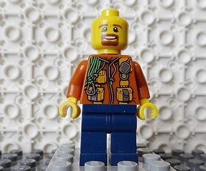 LEGO cty0560 Deep Sea Diver -INCOMPLETE- NO Helmet or Visor, from 60095 - Picture 1 of 2