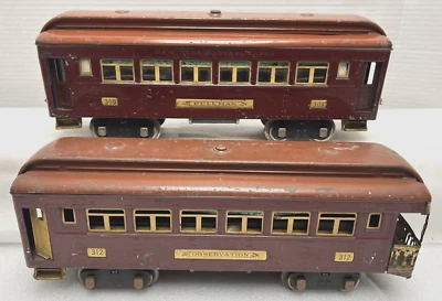 LIONEL PREWAR STANDARD GAUGE 309 & 312 PASSENGER CARS - LIGHTED, REPAINTED - Image 1 of 4