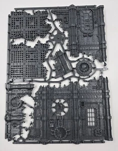 Ruined Factorum Terrain Gelände Warhammer 40K AoS 99390199110 - Picture 1 of 2