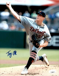 Troy Melton Signed Detroit Tigers 8x10 Photo #2 JSA COA - Picture 1 of 2