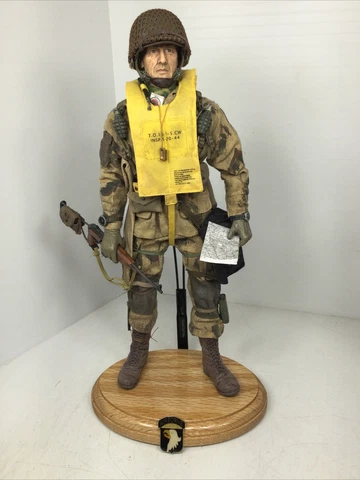 1/6 CUSTOM US 101ST AIRBORNE “PATHFINDER” PARATROOPER M1A1 D DAY NORMANDY WW2 Cover