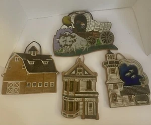 Victoria Littlejohn Haus Scheune Leuchtturm Oregon Trail Plaketten Steinzeug Lot, 4 - Bild 1 von 24