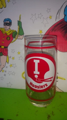 Vintage 1976 Indiana Hoosiers Sam’s Burgers Club Collector’s Glass Cover