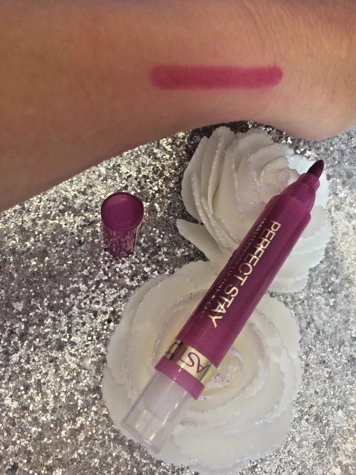 ASTOR FEUTRE ROUGE LEVRES SEMI PERMANENT & WATERPROOF TENUE 16H 153 BERRY NUDE  Foto 1 de 1