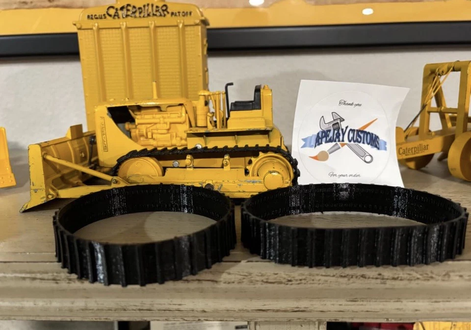 1 SET OF Replacement TRACKS FOR (T14) for Reuhl D7 Dozer - Image 1 of 2