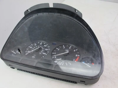 1996-2000 BMW 528I E39 ПРИБОРНОЙ ПАНЕЛИ ПРИБОРНОЙ ПАНЕЛИ СПИДОМЕТР OEM - Изображение 1 из 4